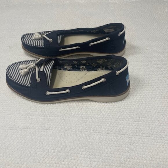 Toms Canvas Slip-on Loafers - Picture 1 of 3